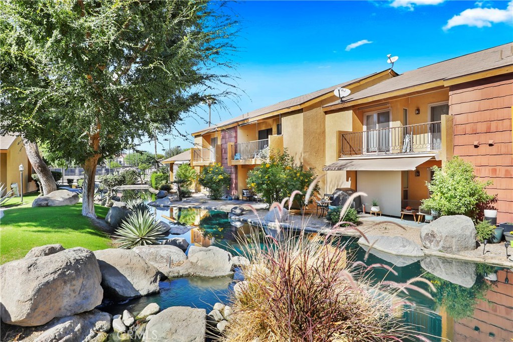 Quail Lakes Racquet Club (31461) - Residential