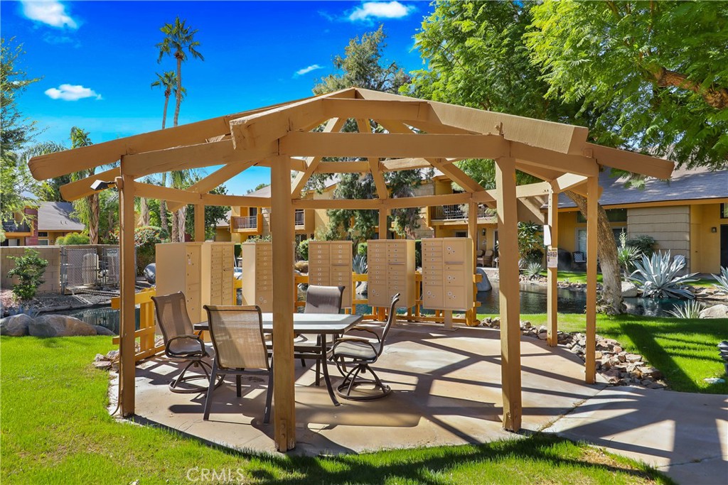 Quail Lakes Racquet Club (31461) - Residential