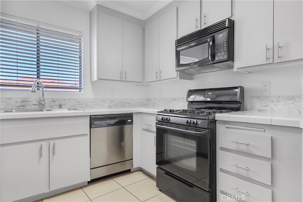 Quail Lakes Racquet Club (31461) - Residential