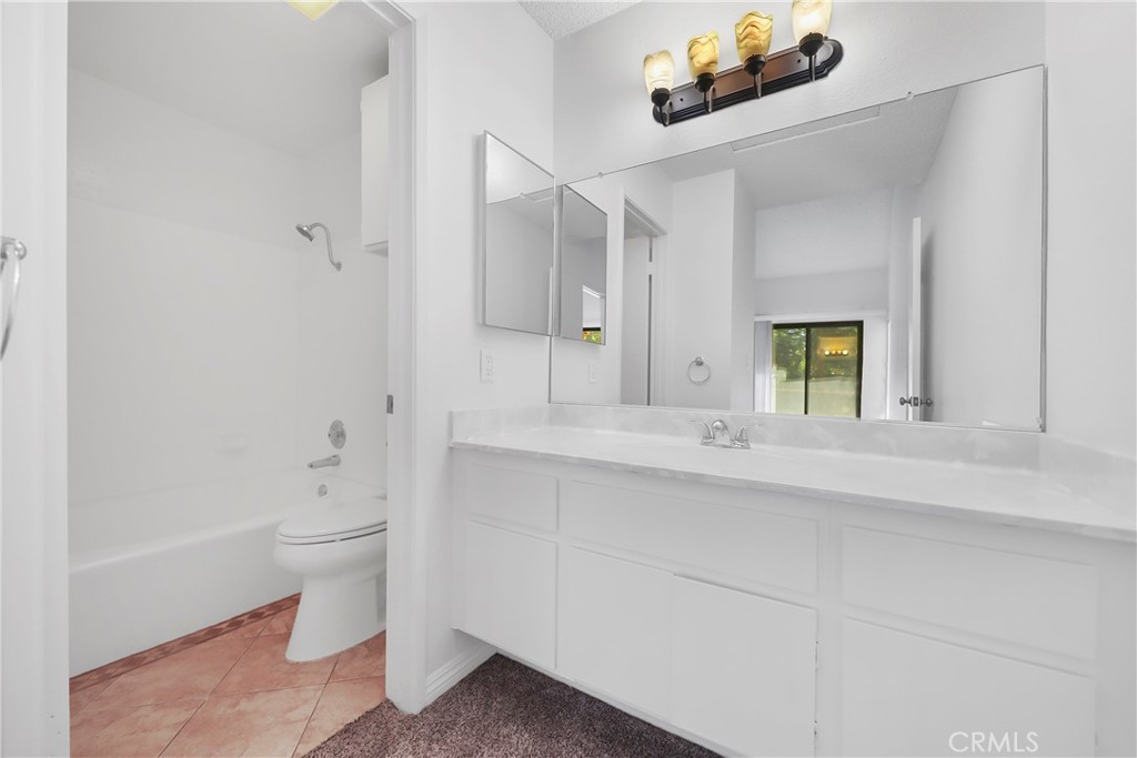 Quail Lakes Racquet Club (31461) - Residential