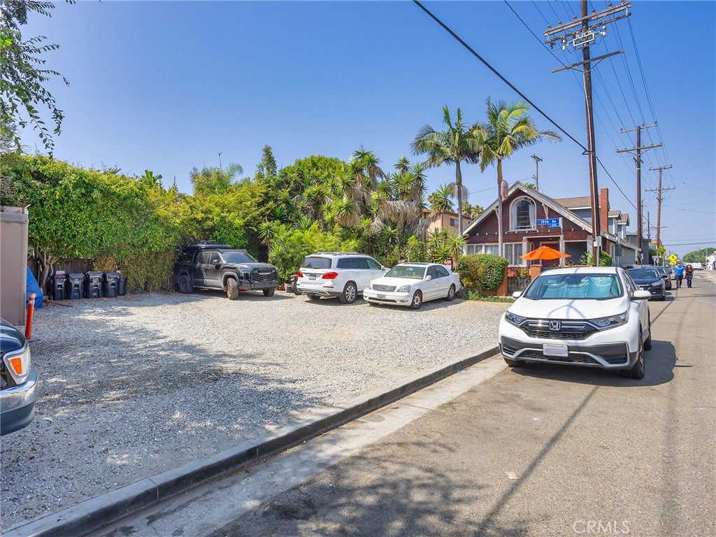 1909 Pacific Avenue