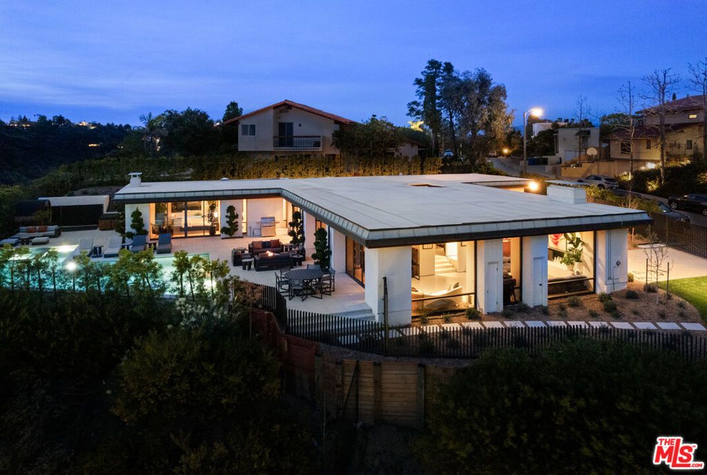 Photo of 10865 Savona Road, Los Angeles, CA 90077 (MLS # 25631599)