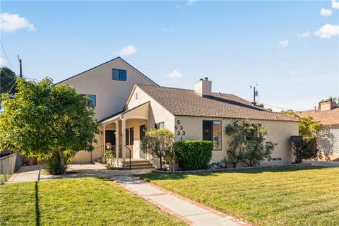 Photo of 531 N Niagara St, Burbank, CA 91505 (MLS # BB26126293)