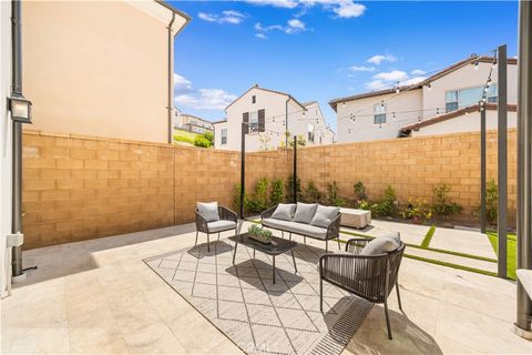 Photo of 262 Maricopa, Irvine, CA 92618 (MLS # OC26101033)