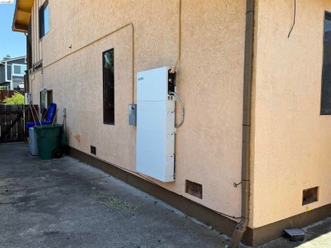 Tiny photo for 133 Meadowlark Way WAY, Hercules, CA 94547 (MLS # 41142268)