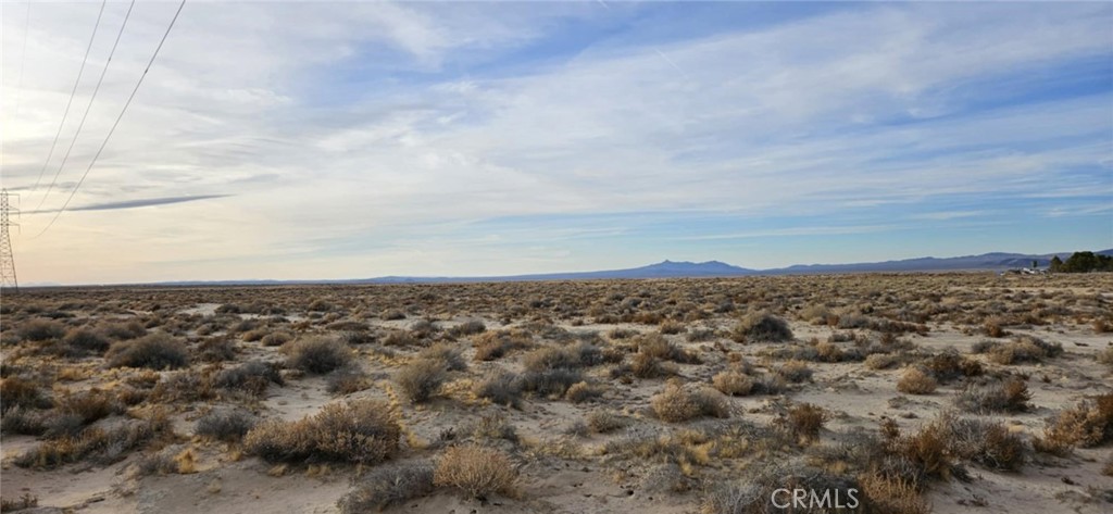 Escape to the wide-open desert with this 2.41-acre lot in Hinkley, CA! Whether you're looking for an off-grid retreat, a future investment, or a recreational getaway, this property offers the freedom and space you crave. Experience breathtaking sunsets, star-filled skies, and plenty of space to explore. This is your chance to own a slice of the California desert. Don’t miss out—reach out today for more details! APN: 0489-192-16-0000. Latitude:35.004225, Longitude:-117.239432.