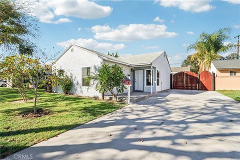 9225 Rosecrans Bellflower CA 90706