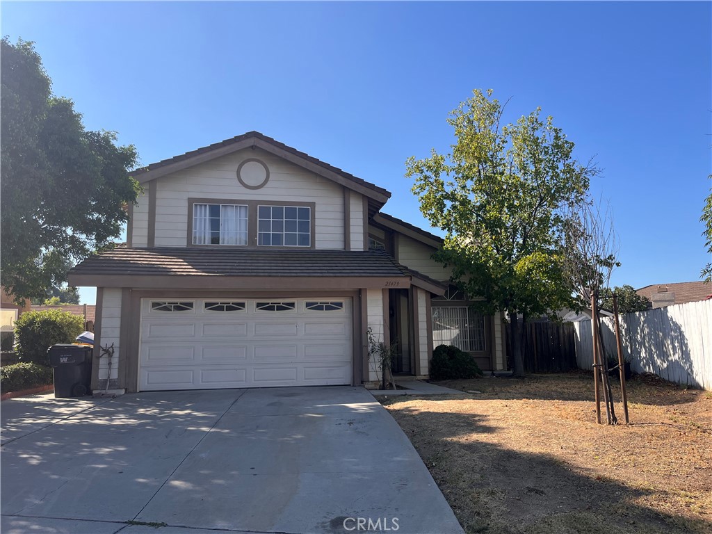 Fantastic opportunity on this fixer. Two story 3bd/2.5ba home on a cul de sac in the Box Springs area of Moreno Valley. Great location, north of the 60 freeway, close to the M Mountain. This home features living and dining areas, family room, 2 car garage, and balcony off the primary upstairs bedroom.