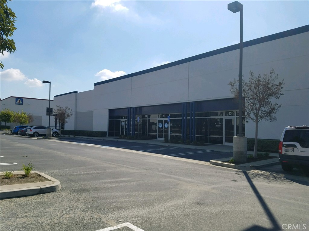 Professional business park environment - Ground level loading - 2 offices