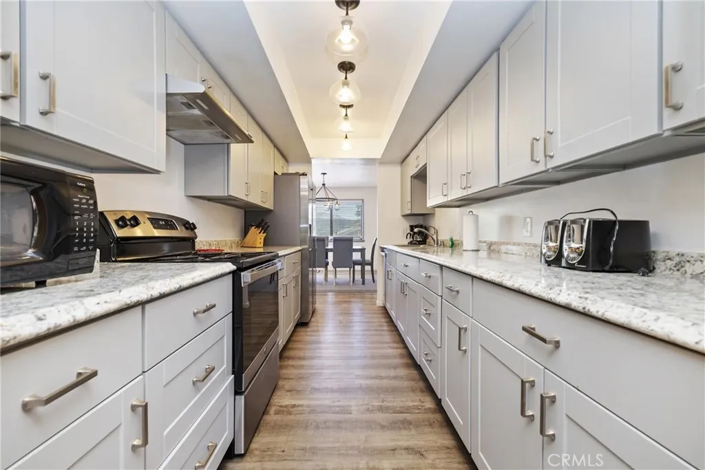 Fawnskin, California 92333, United States, 5 Bedrooms Bedrooms, ,4 BathroomsBathrooms,Residential,Active,153758