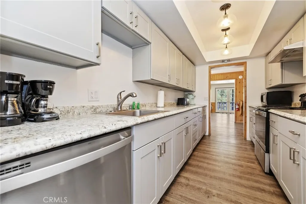 Fawnskin, California 92333, United States, 5 Bedrooms Bedrooms, ,4 BathroomsBathrooms,Residential,Active,153758