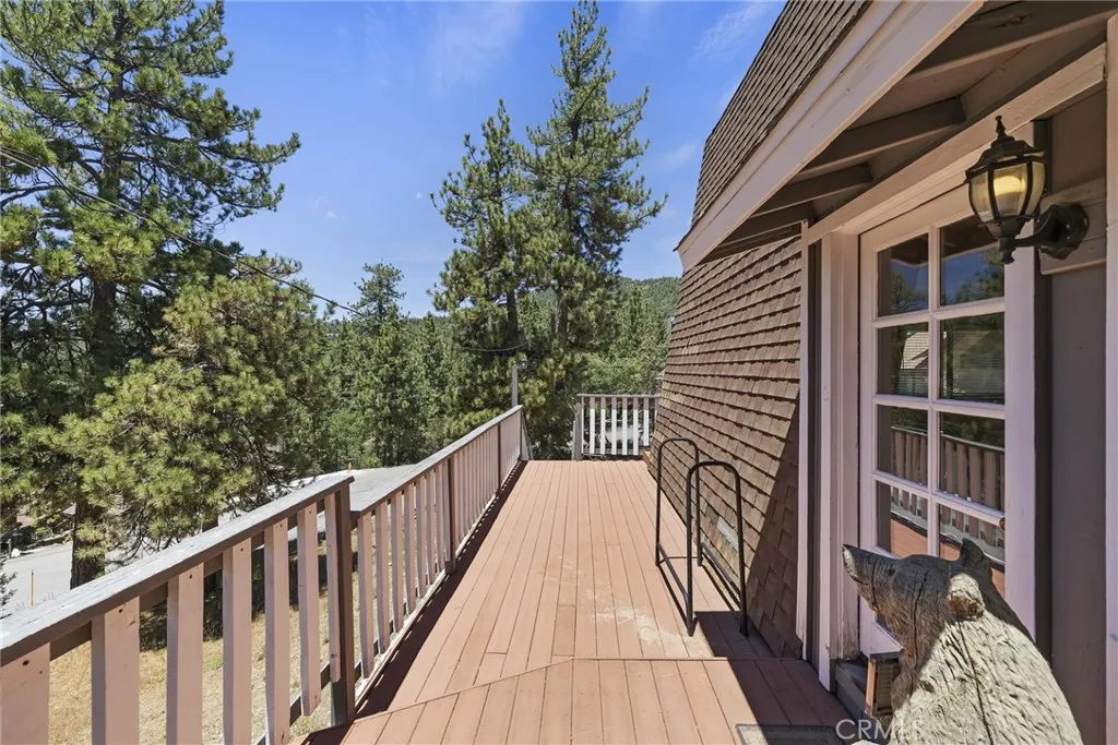 Fawnskin, California 92333, United States, 5 Bedrooms Bedrooms, ,4 BathroomsBathrooms,Residential,Active,153758