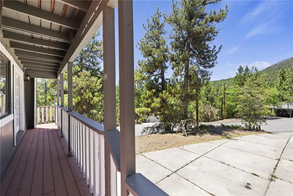 Fawnskin, California 92333, United States, 5 Bedrooms Bedrooms, ,4 BathroomsBathrooms,Residential,Active,153758