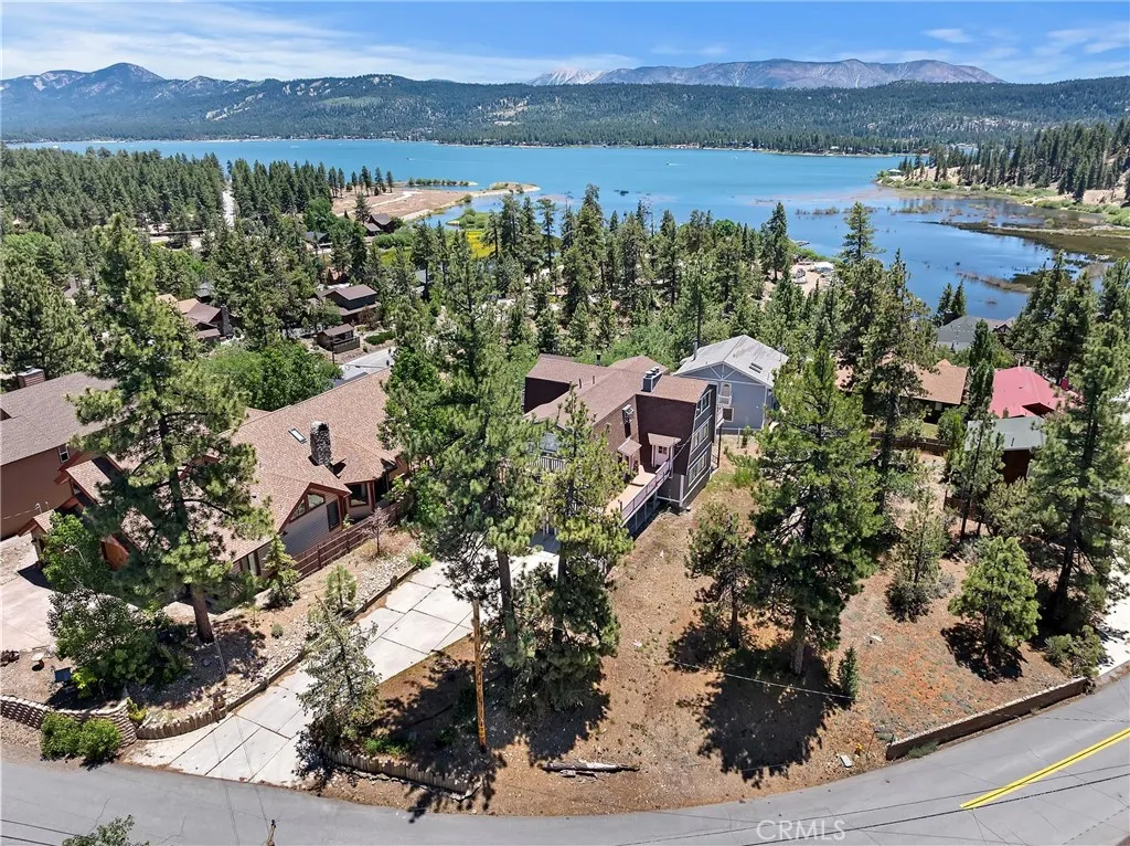 Fawnskin, California 92333, United States, 5 Bedrooms Bedrooms, ,4 BathroomsBathrooms,Residential,Active,153758