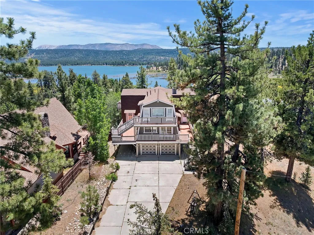 Fawnskin, California 92333, United States, 5 Bedrooms Bedrooms, ,4 BathroomsBathrooms,Residential,Active,153758