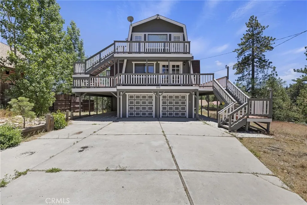 Fawnskin, California 92333, United States, 5 Bedrooms Bedrooms, ,4 BathroomsBathrooms,Residential,Active,153758