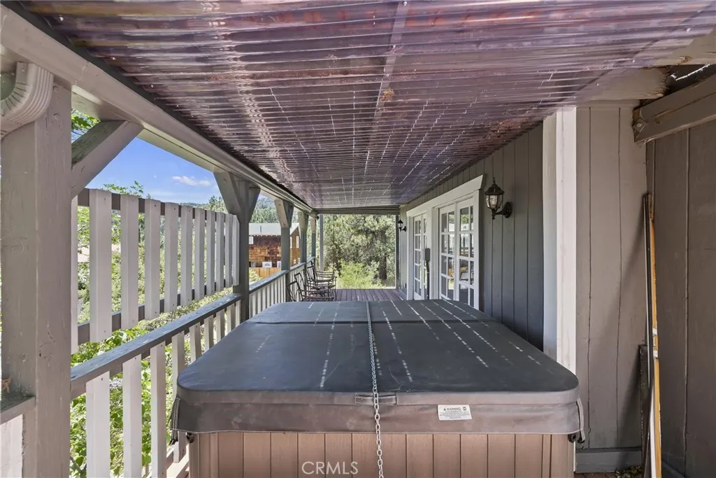 Fawnskin, California 92333, United States, 5 Bedrooms Bedrooms, ,4 BathroomsBathrooms,Residential,Active,153758