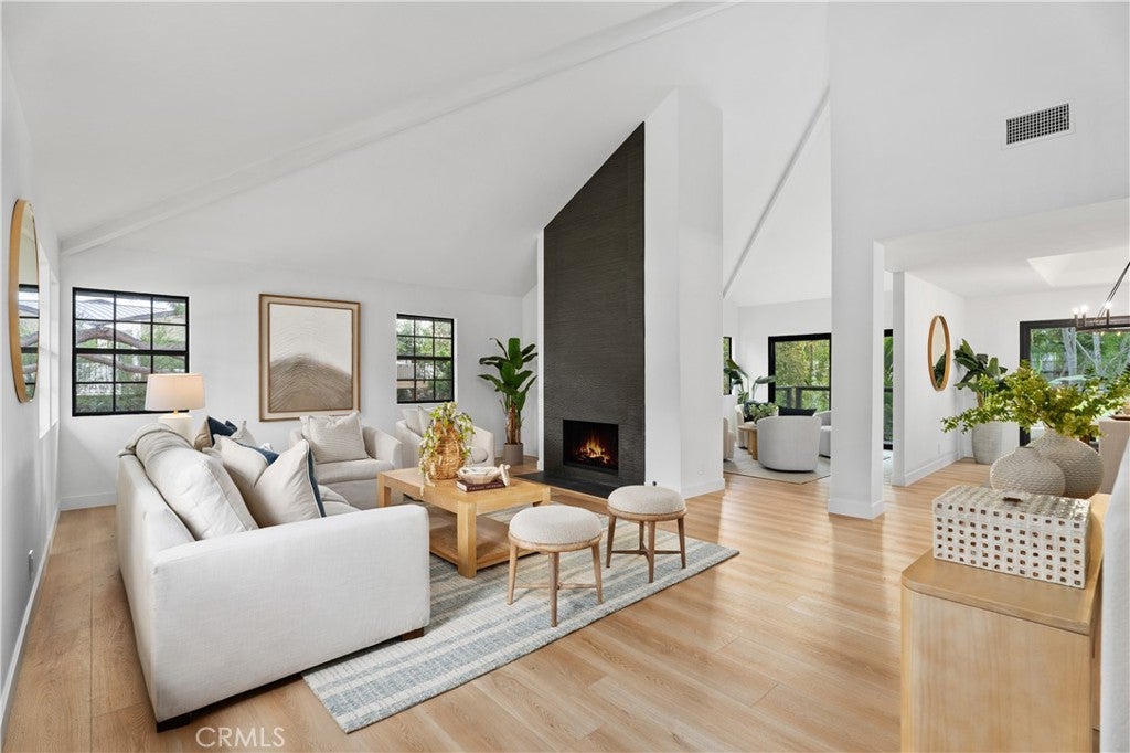 375 Newport Glen Court