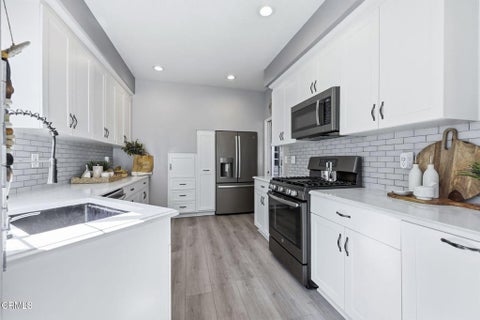 Tiny photo for 2238 Bermuda Dunes Place, Oxnard, CA 93036 (MLS # V1-39069)