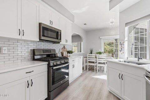 Tiny photo for 2238 Bermuda Dunes Place, Oxnard, CA 93036 (MLS # V1-39069)