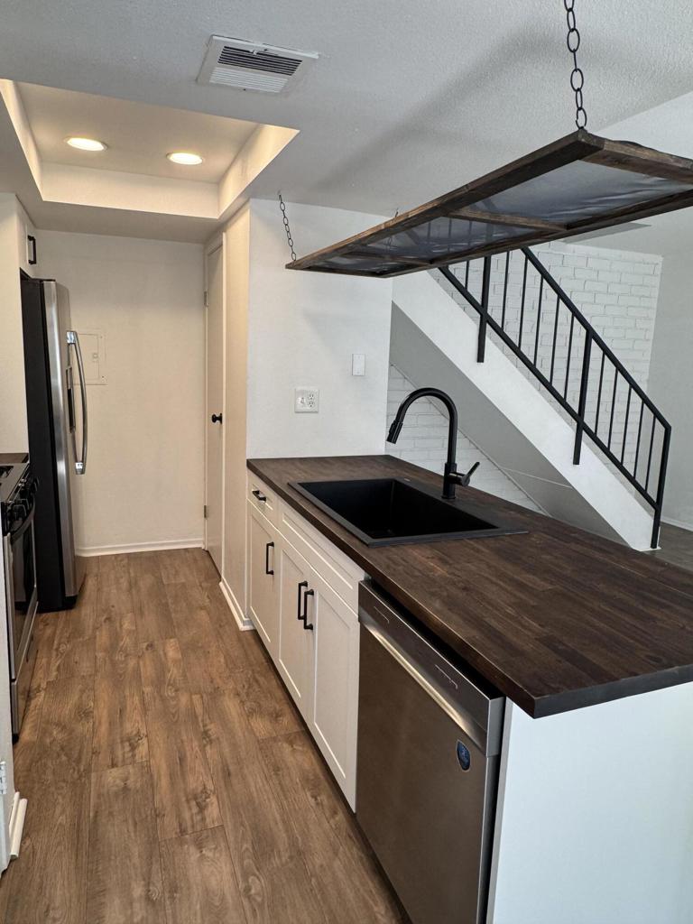 Indian Creek Villas - Residential Lease