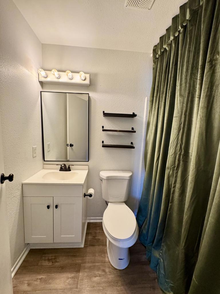 Indian Creek Villas - Residential Lease