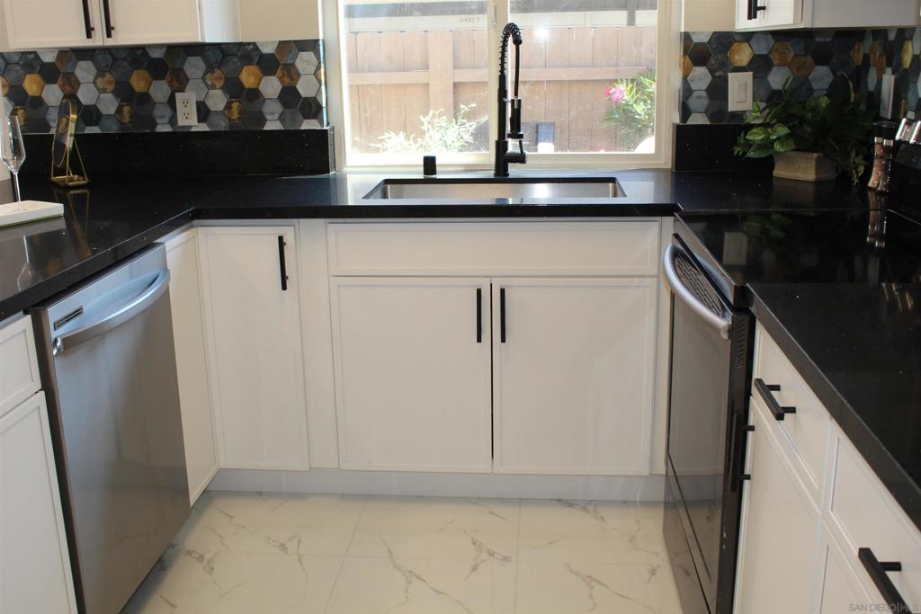 11935 Royal Rd Unit B