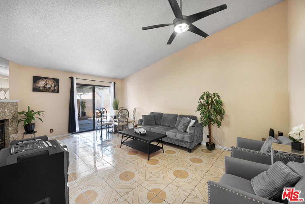 37603 Melton Avenue