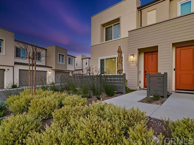 760 Jilian Street 1