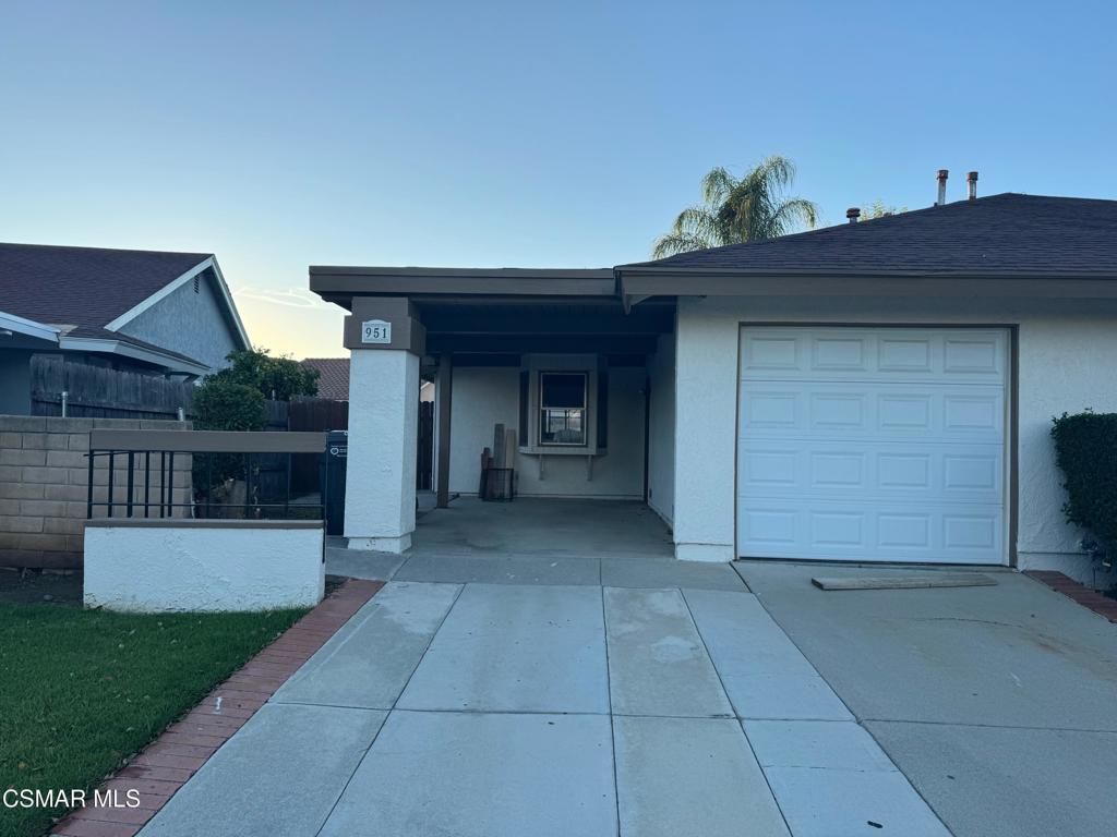 Photo of 951 Vallejo Avenue, Simi Valley, CA 93065 (MLS # 226000177)