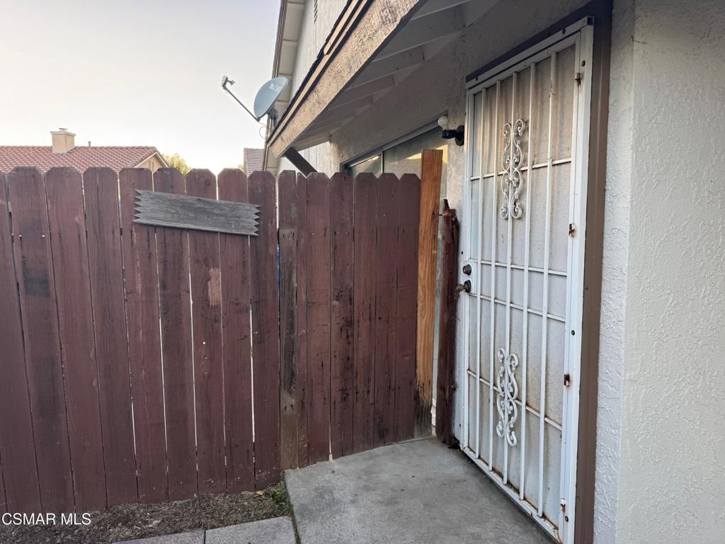 Photo of 951 Vallejo Avenue, Simi Valley, CA 93065 (MLS # 226000177)