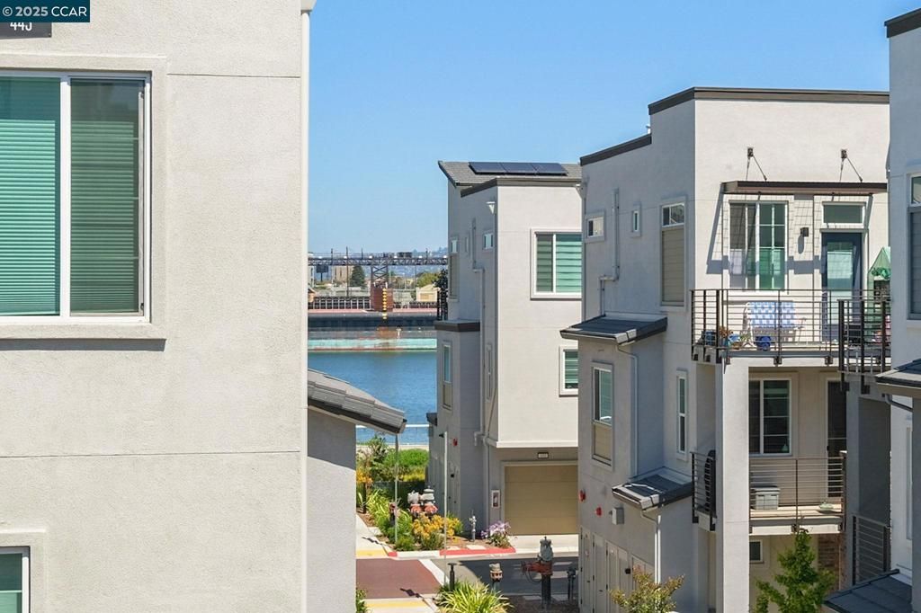 Photo of 2853 Cathwood Lane Ln, Alameda, CA 94501 (MLS # 41110380)