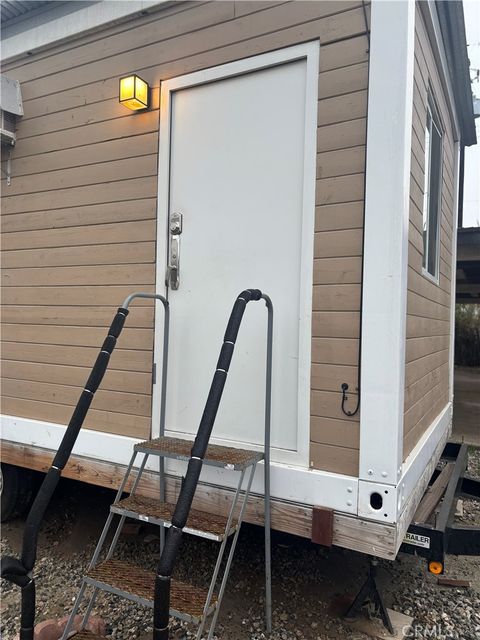 Photo of 37 Garden Dr, Bakersfield, CA 93307 (MLS # CV25278990)