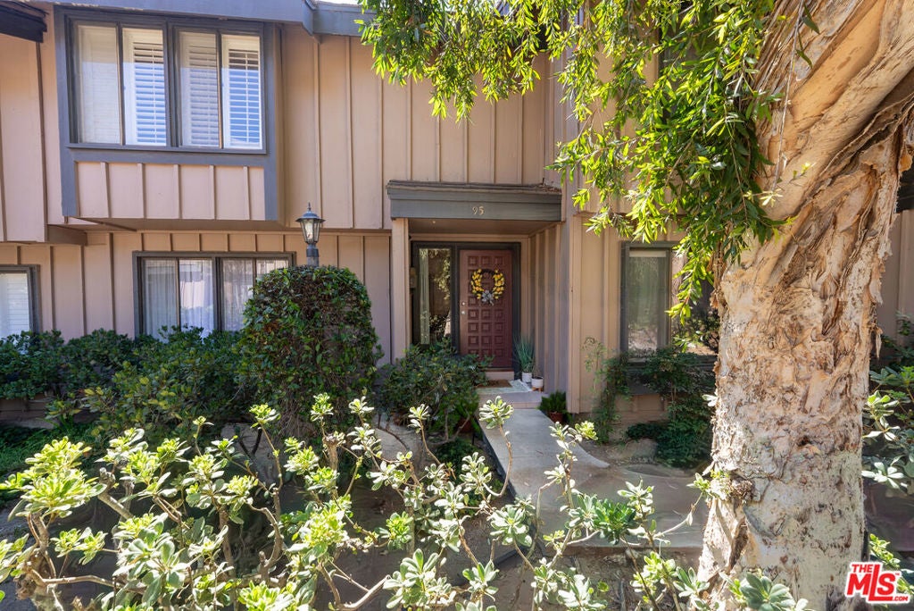 9767 Reseda Boulevard 95, Northridge CA 91324