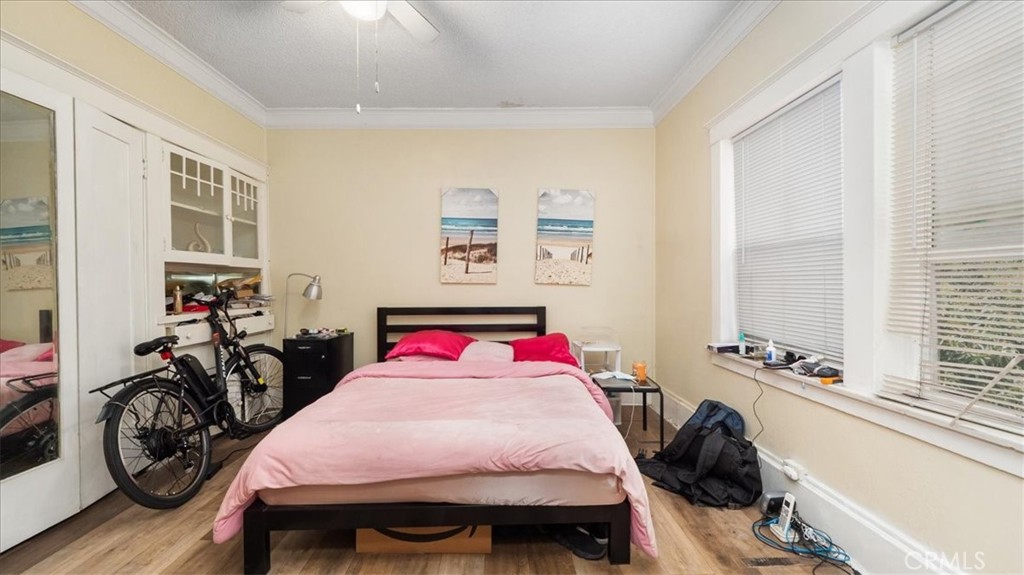 323 W 4th Street 201
