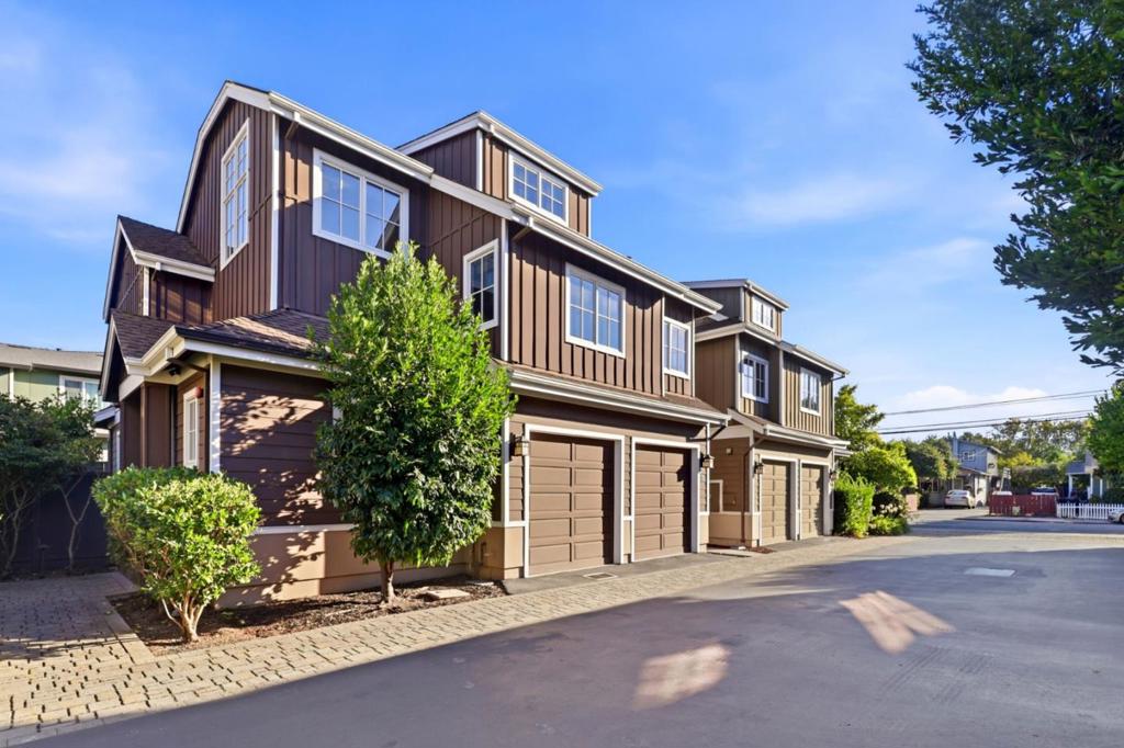 37 Ludina Way