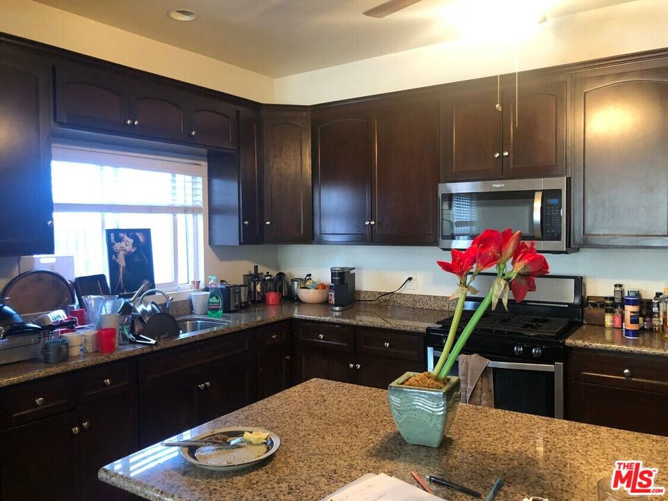 1449 W 28th Street