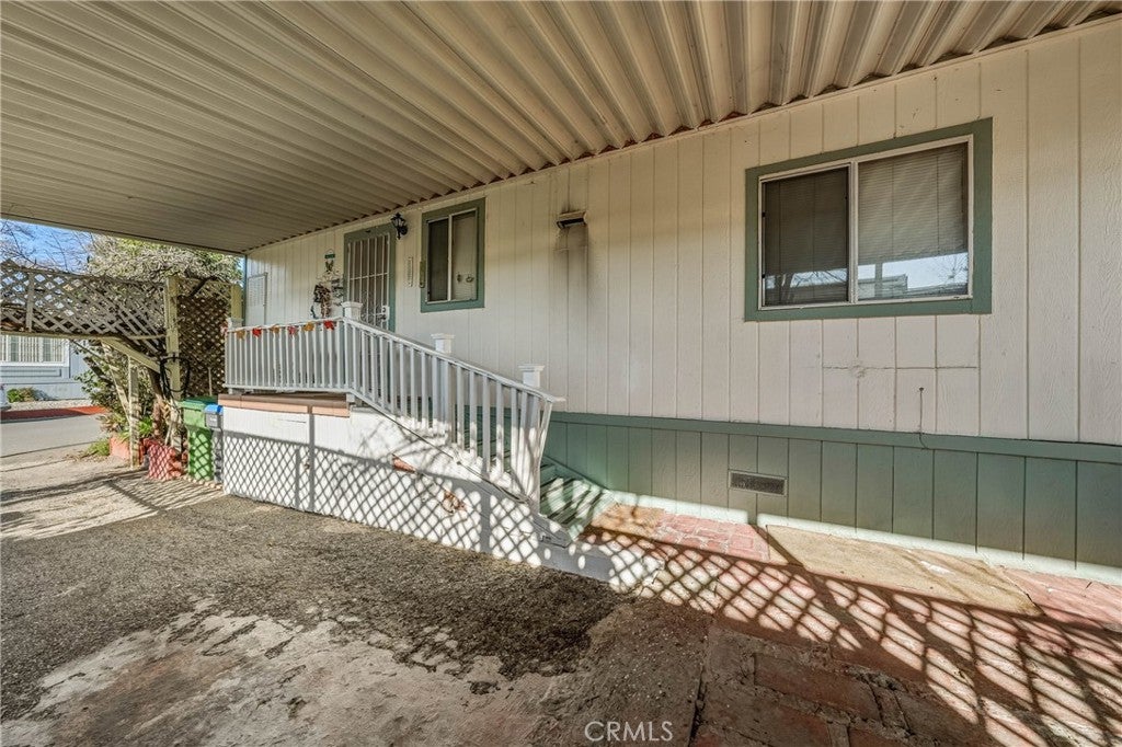 375 E State Highway 20 67