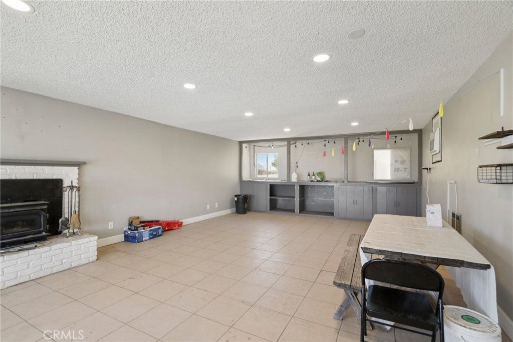 Photo of 20741 E Avenue J12, Lancaster, CA 93535 (MLS # SR26161034)