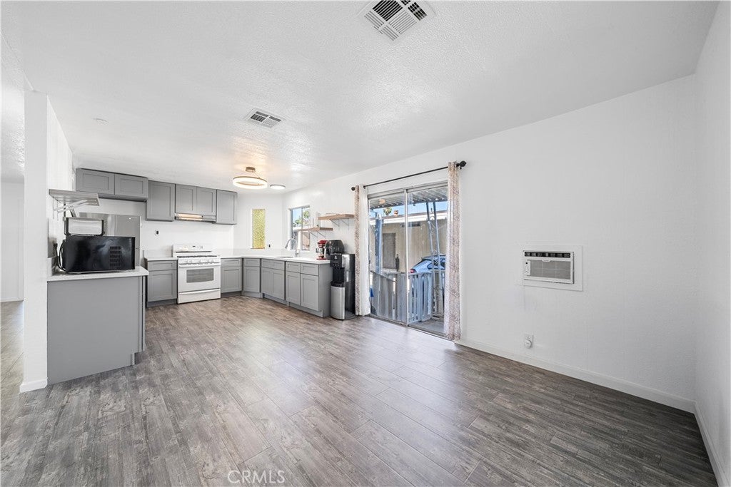 1401 W 9th 148