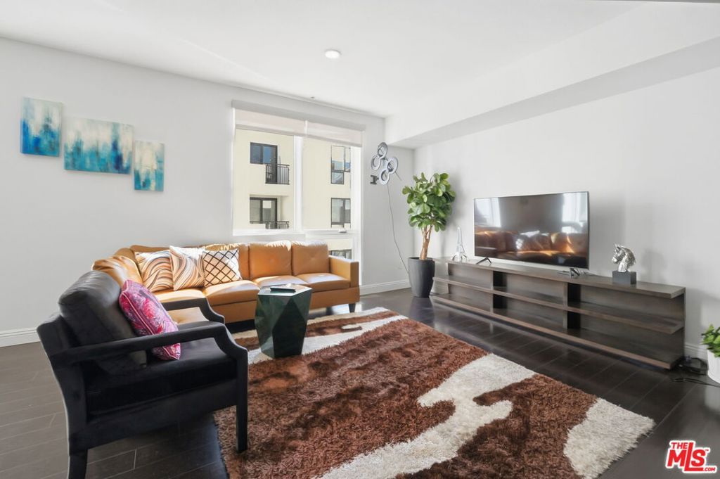 Photo of 1234 Wilshire Boulevard #421, Los Angeles, CA 90017 (MLS # 26636045)