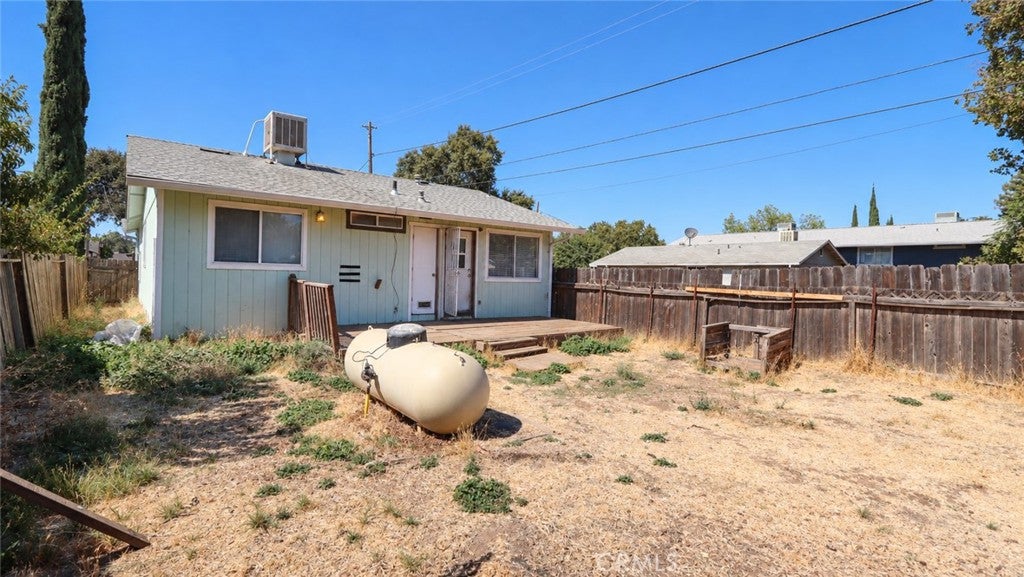 3910 Vista Robles Way