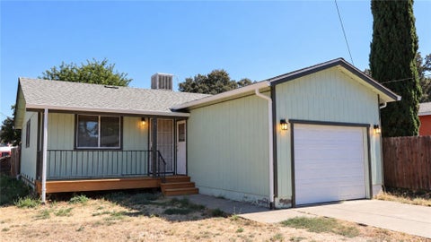 Photo of 3910 Vista Robles Way, Clearlake, CA 95422 (MLS # LC26208369)