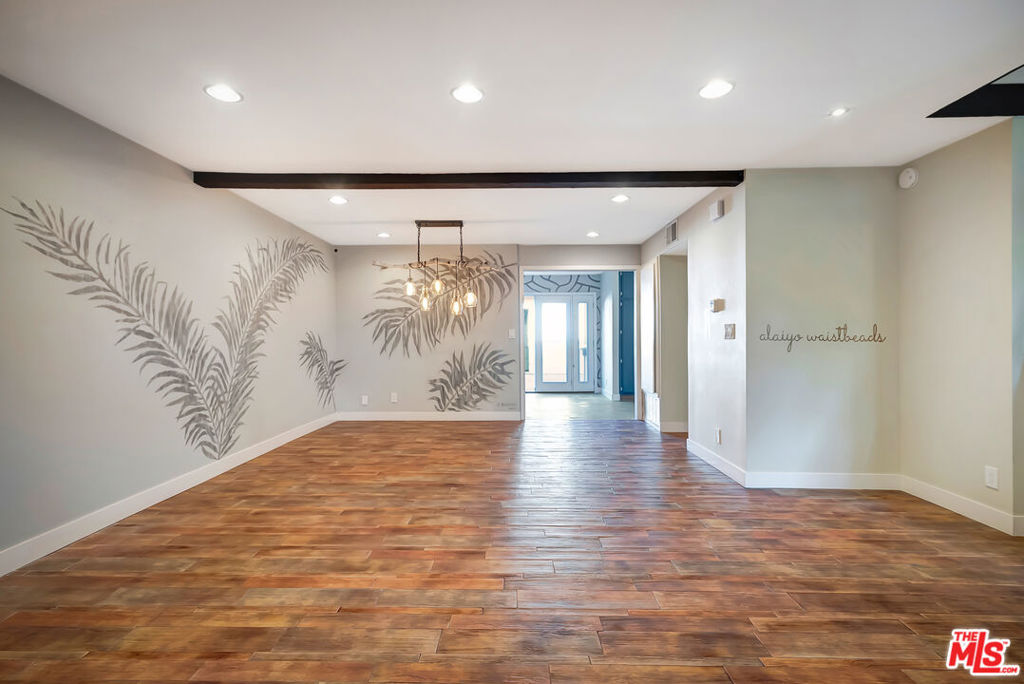 8558 De Soto Avenue 41