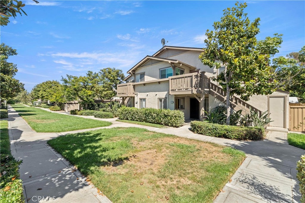 146 Echo RUN 58, Irvine CA 92614