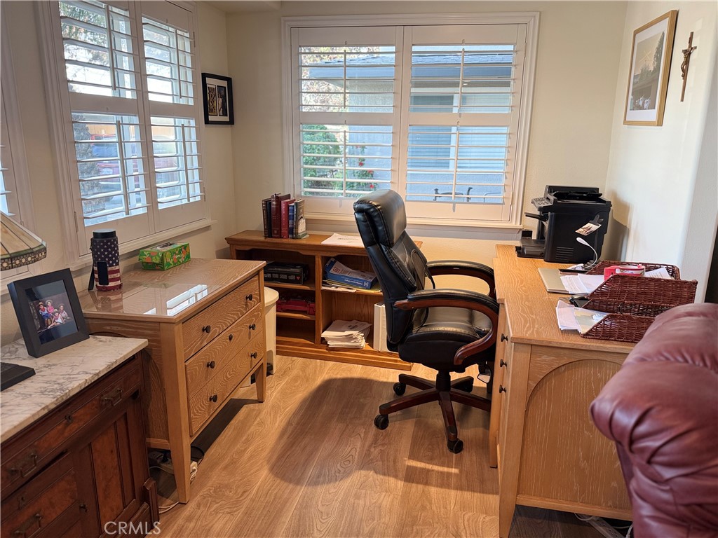 1860 McKinney Wy M15-21A