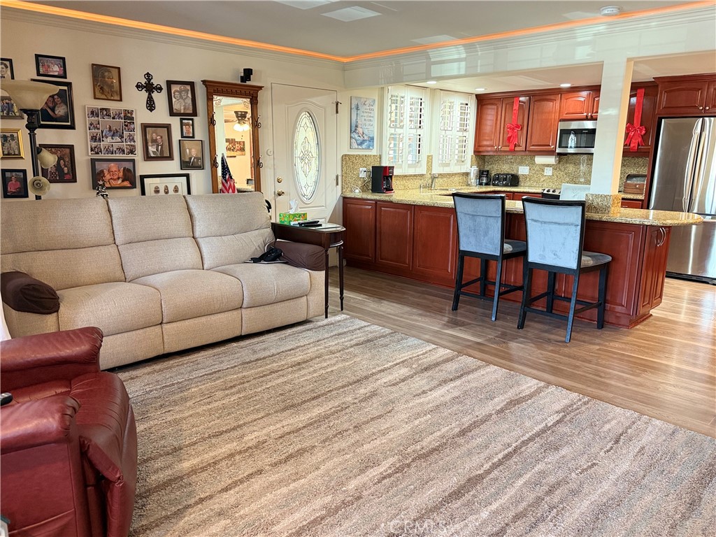 1860 McKinney Wy M15-21A