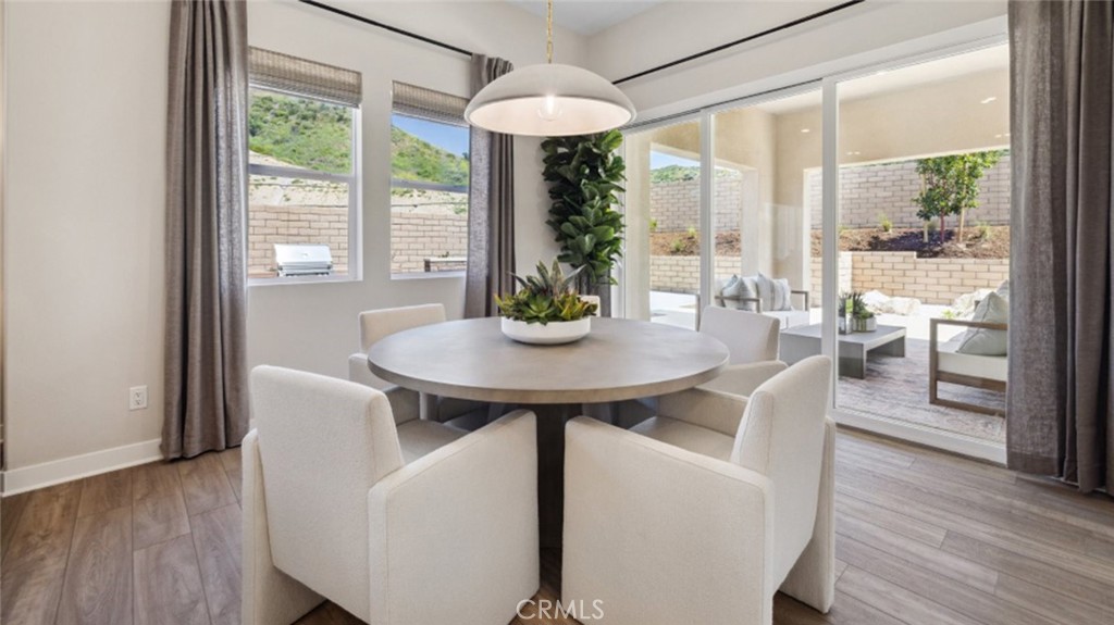 24494 Via El Balneario