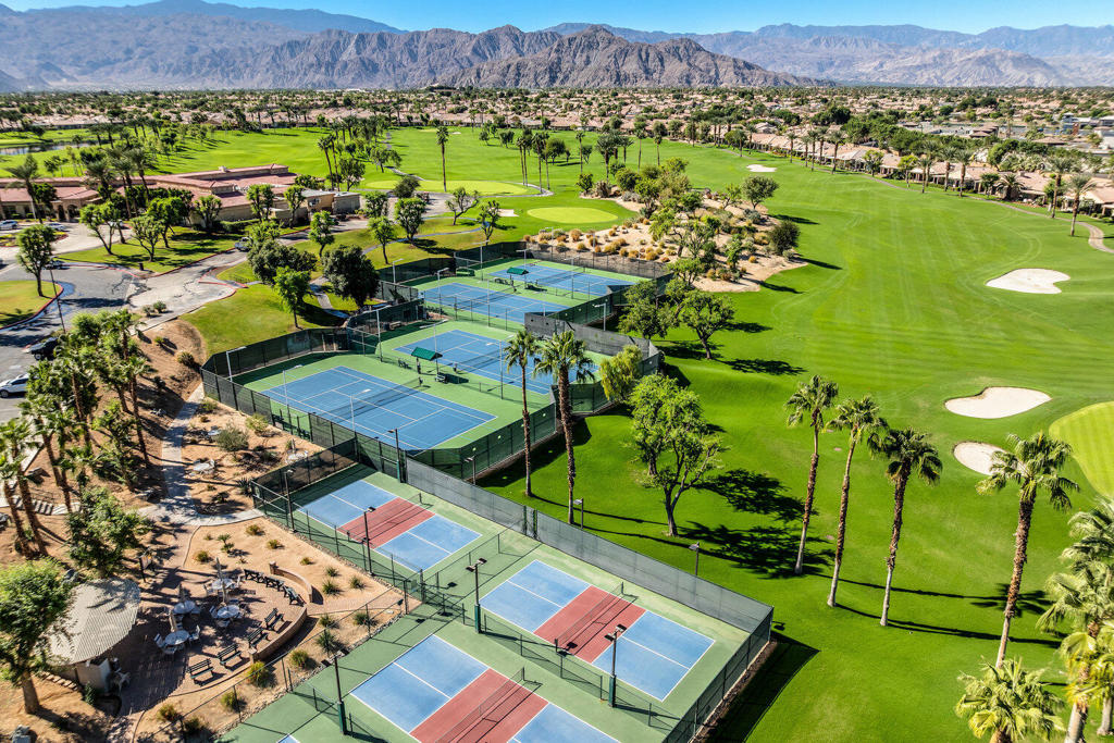 Heritage Palms CC - Residential