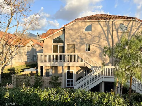 MLS: OC26059731